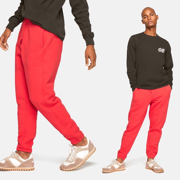 Outdoor Voices Nimbus Sweatpants Apple Red - Picture 2 of 8